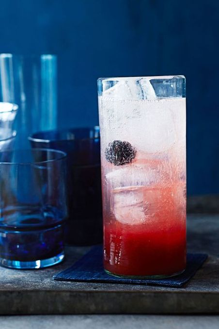 halloween cocktails — mocktail blueberry spritzer