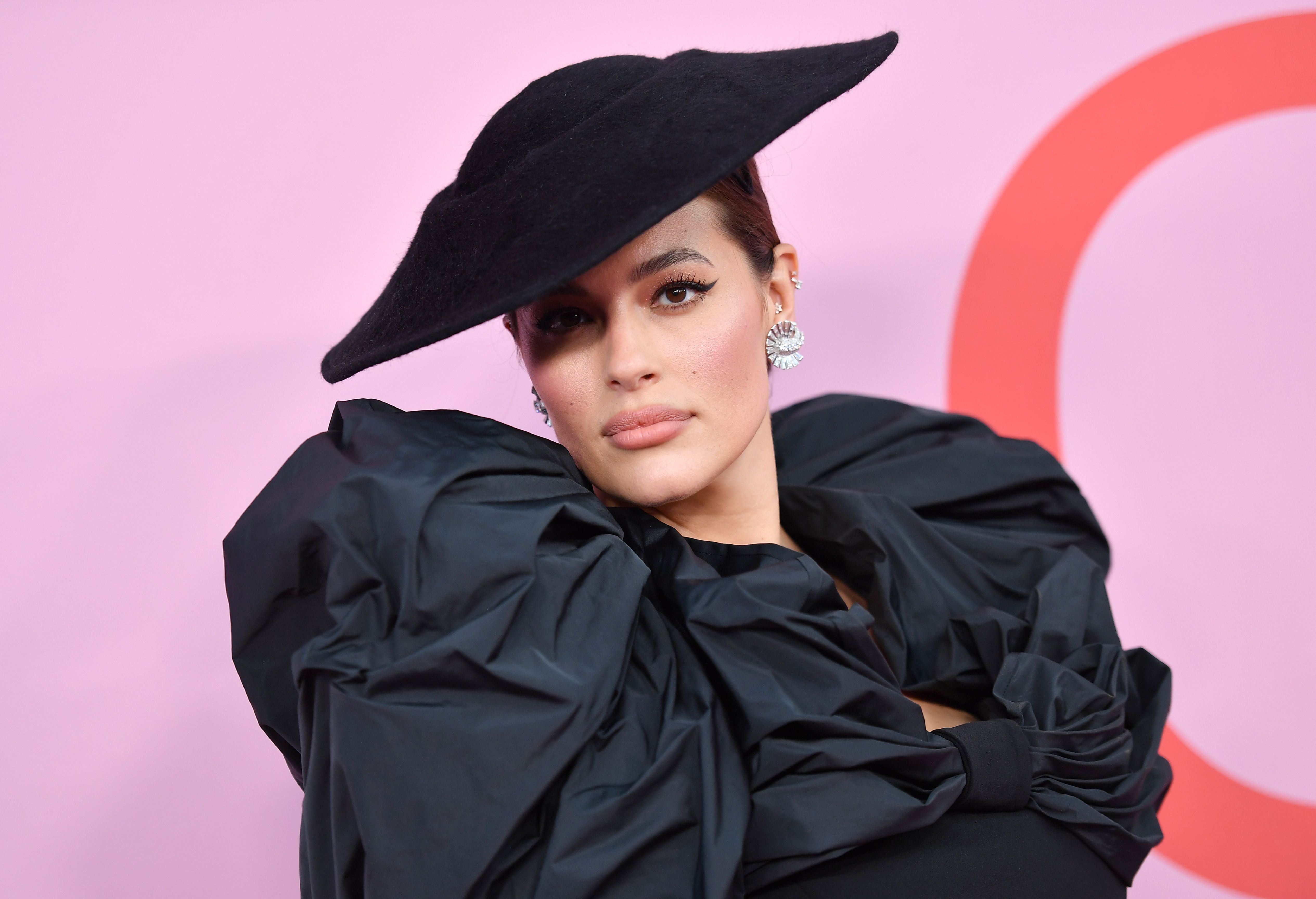 All CFDA Fashion Awards 2019 Red Carpet Celebrity Dresses & Looks ...