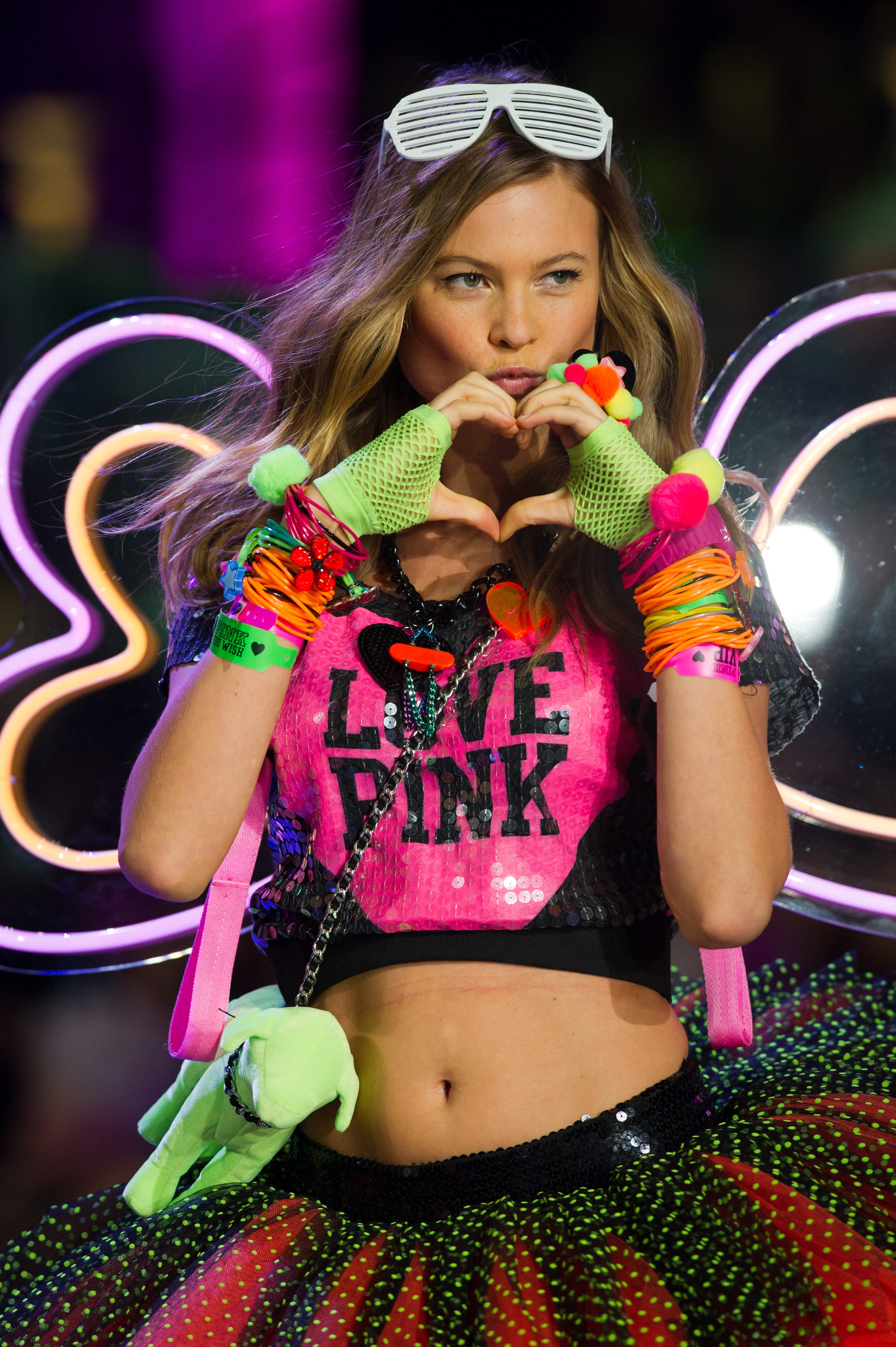 2011 pokaz mody Victoria 's Secret-wybieg