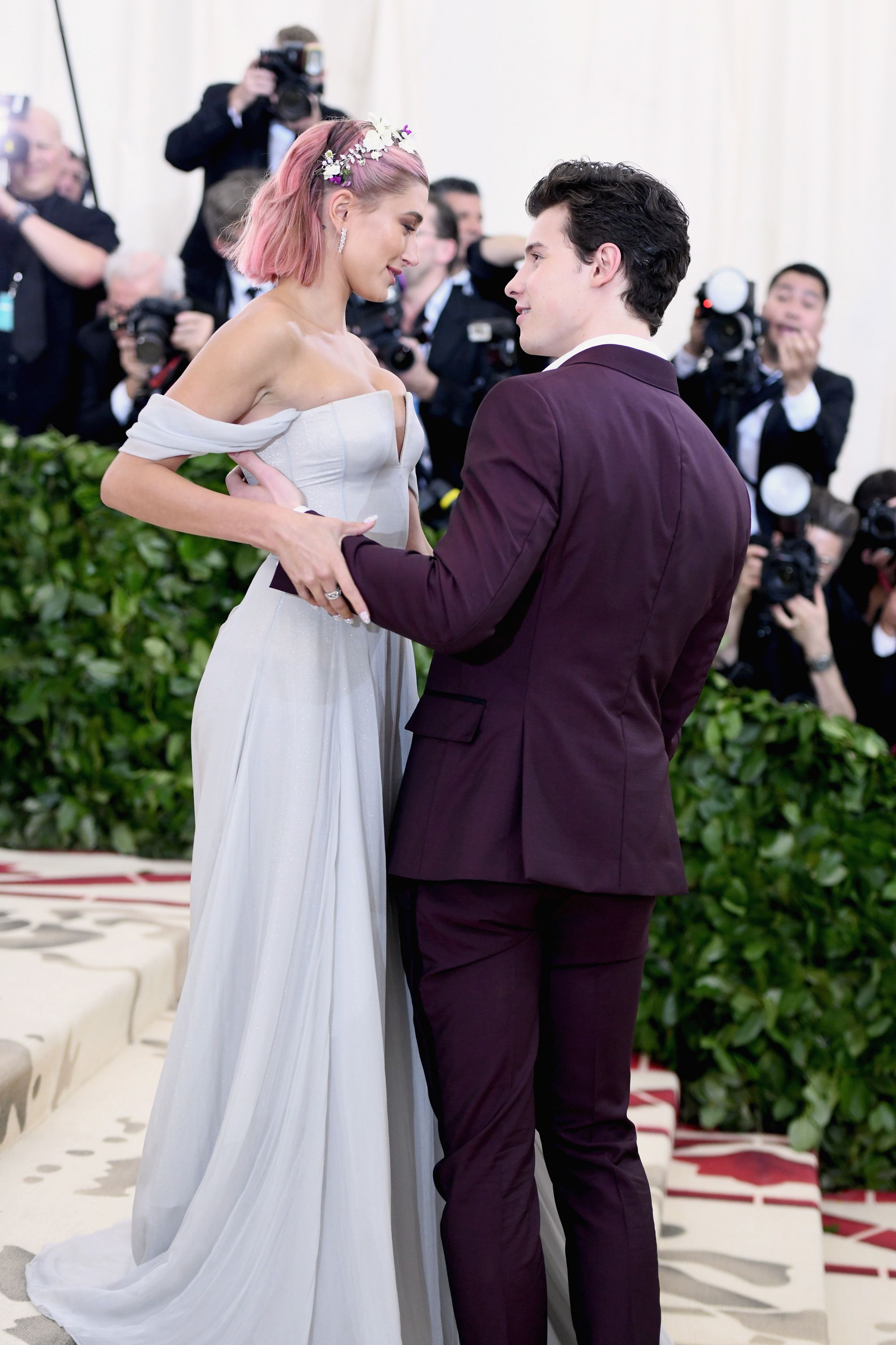 hailey baldwin dress met gala 2018