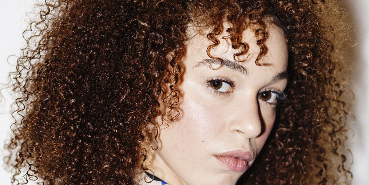 10 Best Leave-In Conditioners For Curly Hair