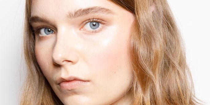 The 14 Best Hydrating Shampoos For Frizzy, Dry, and Damaged Hair