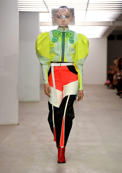 ロンドンファッションウィークで知っておくべき8のトピックス ハーパーズ バザー Harper S Bazaar 公式 ロンドンファッションウィークで知っておくべき8のトピックス ハーパーズ バザー Harper S Bazaar 公式