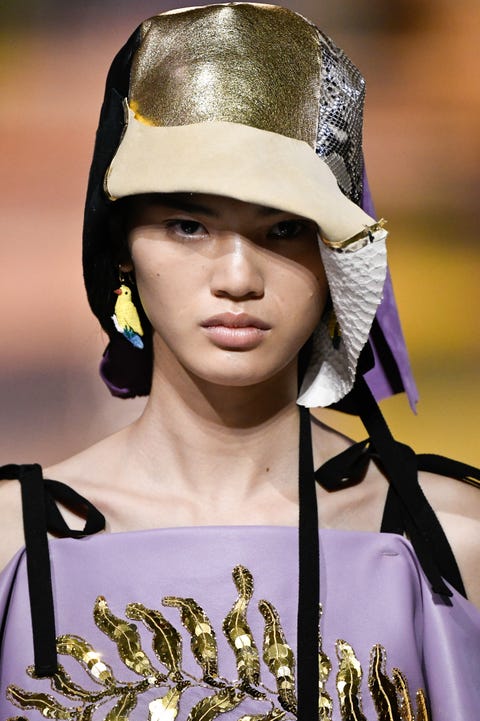 Prada - Подіум - Міланський Тиждень Моди Весна / Літо 2020