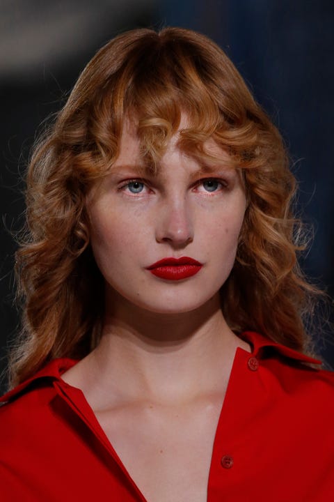 30 Spring 2021 Makeup Trends New Runway Makeup Styles