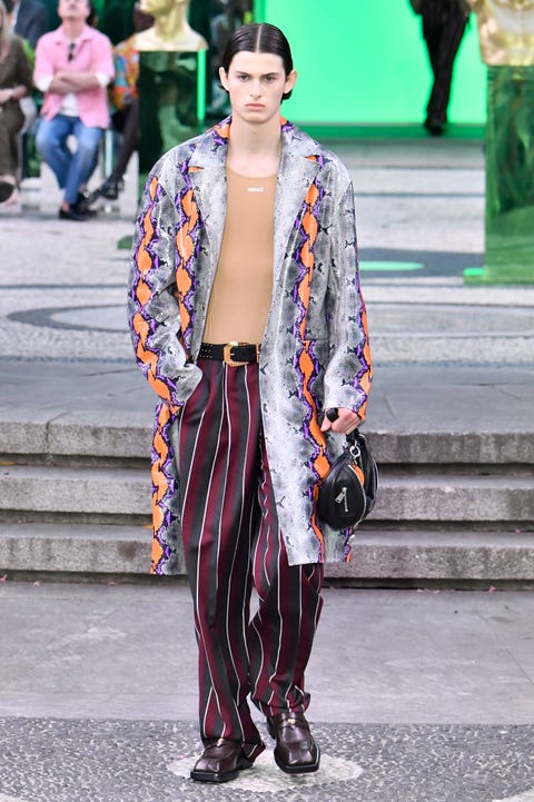 versace  runway  spring summer 2023 milan men fashion week