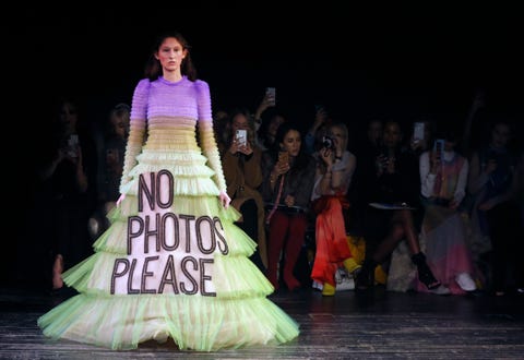 Viktor And Rolf Turned All Your Favorite Memes Into Couture Dresses Viktor And Rolf Turned All Your Favorite Memes Into Couture Dresses
