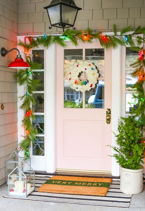 holiday door decor