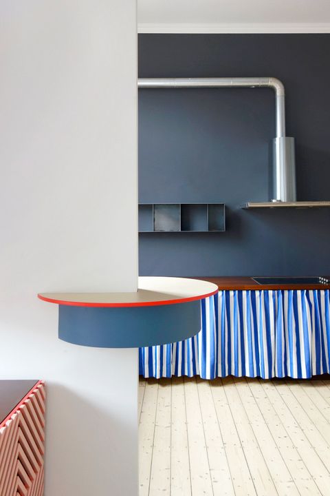 Shelf, Blue, Furniture, Room, Wall, Shelving, Table, Line, Interior design, Desk, 