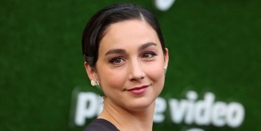 'Last Man Standing' Fans Go Wild After Molly Ephraim Walks Red Carpet in a Low-Cut Dress