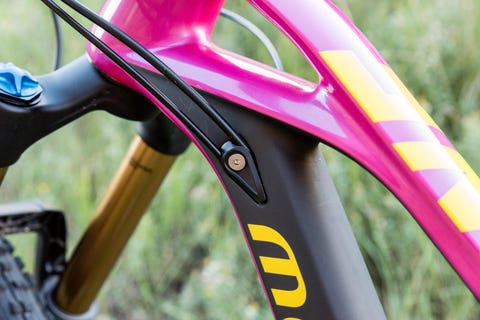 Mondraker Dune Carbon RR Cable Routing