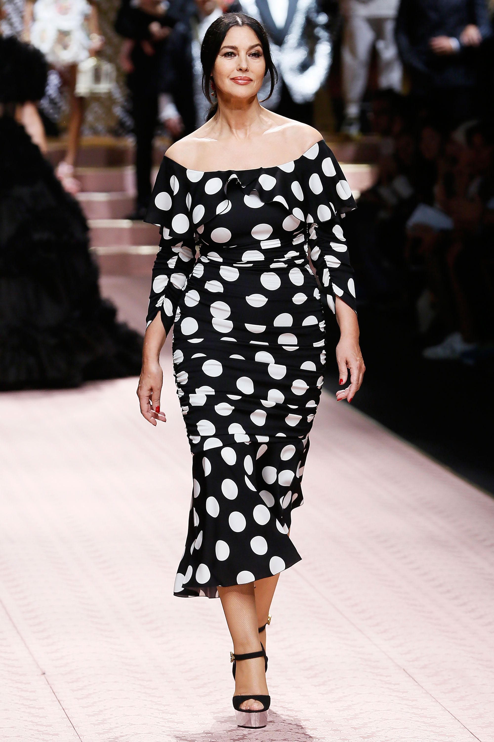monica bellucci dolce gabbana 2019