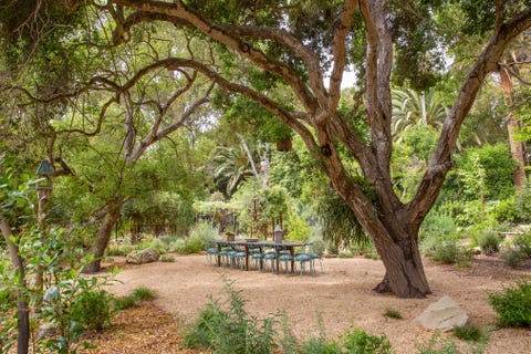  montecito-dining-terrace-outdoor-awards-veranda