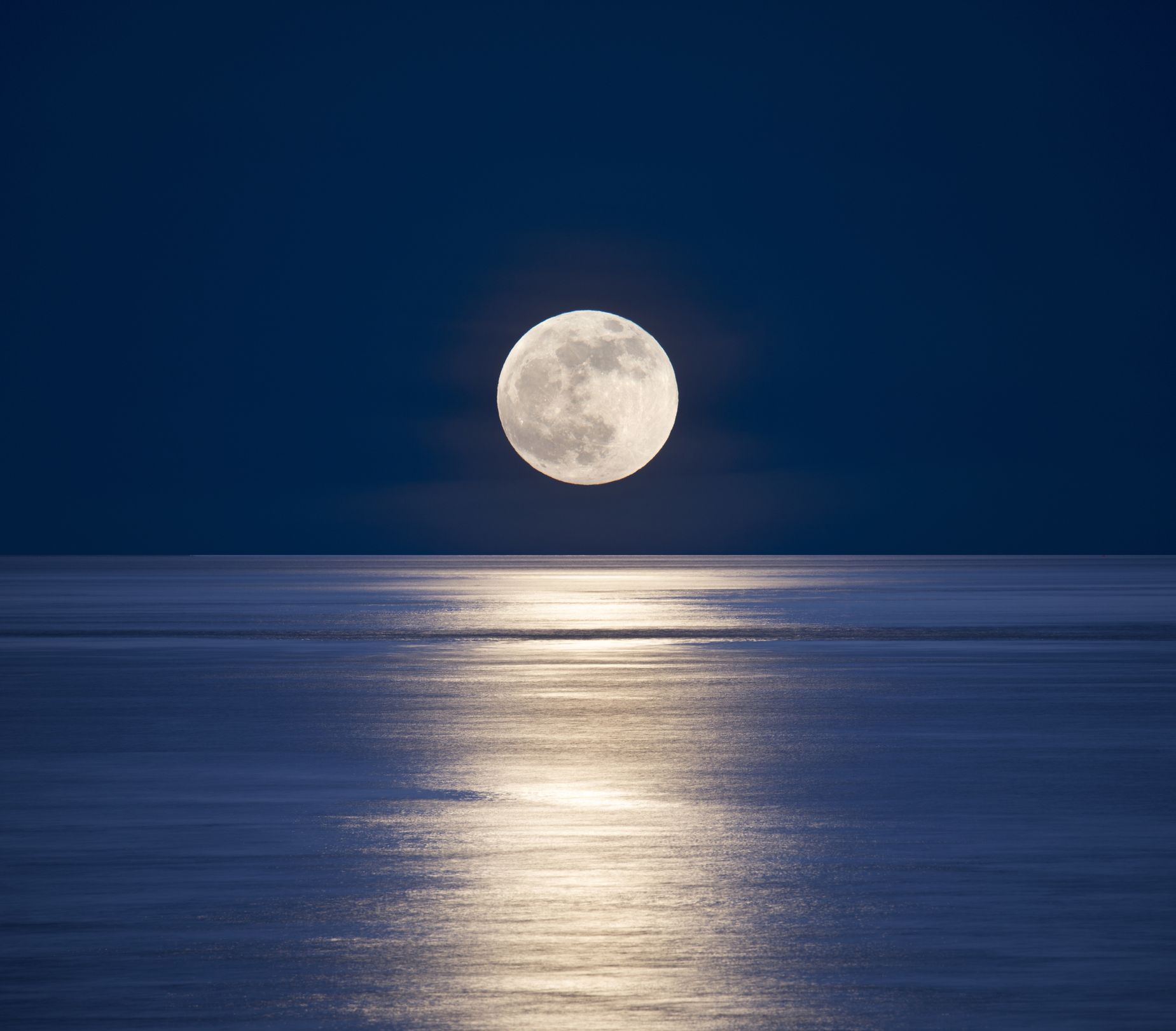 満月いつ 21年7月の満月 バックムーン はいつ観測できる 時間や場所を詳しく解説