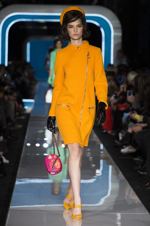 Looks From Moschino Fall 2018 MFW Show – Moschino Runway at London ...