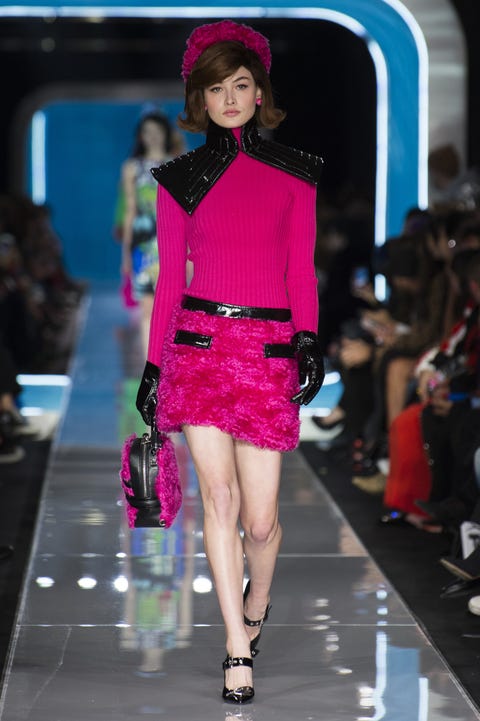 Looks From Moschino Fall 2018 MFW Show – Moschino Runway at London ...