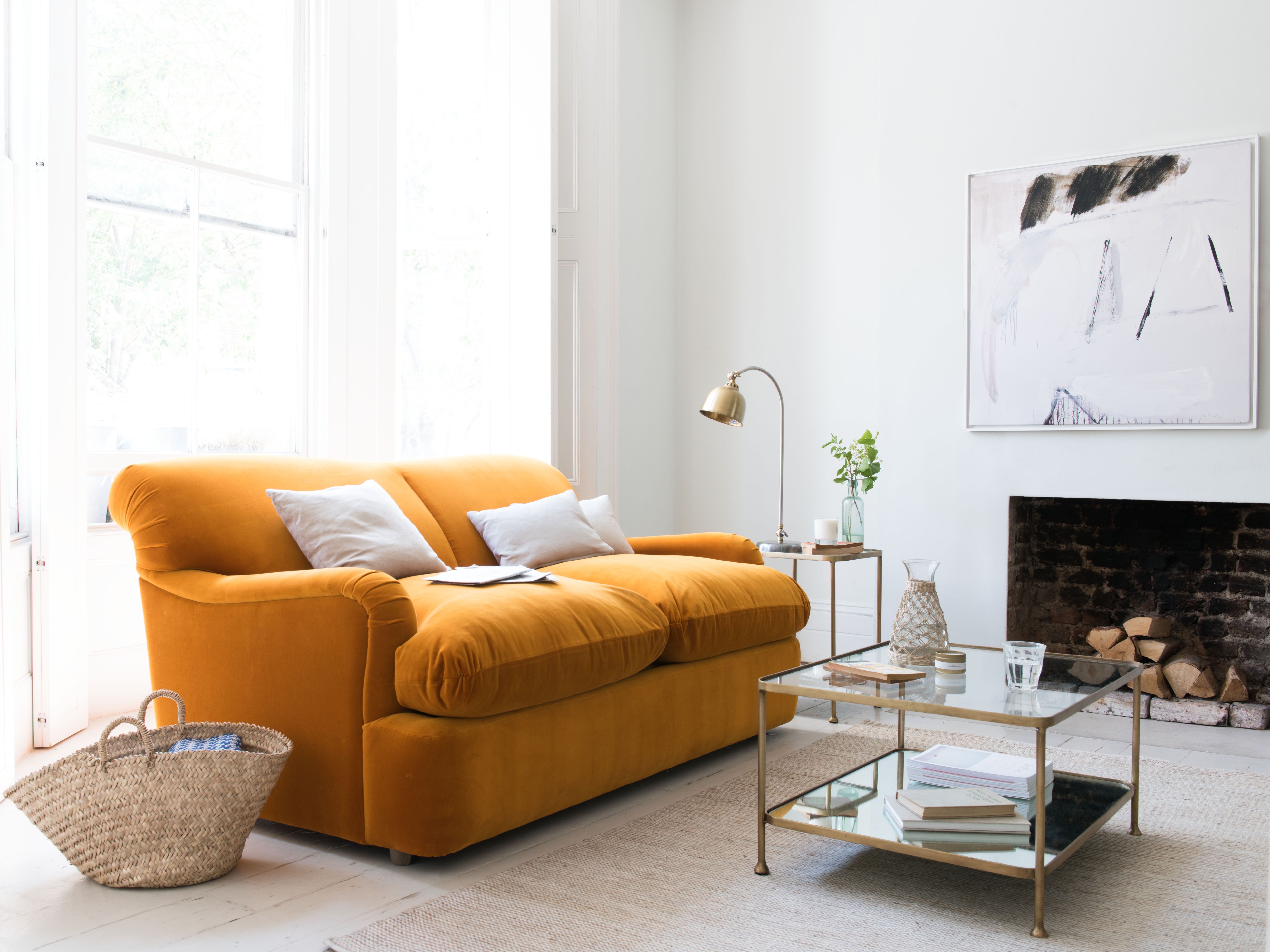 Los 12 colores tendencia de sofás en 2023 para tu salón