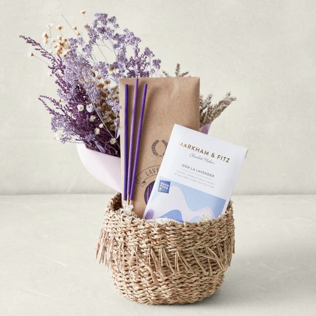 flower gift basket