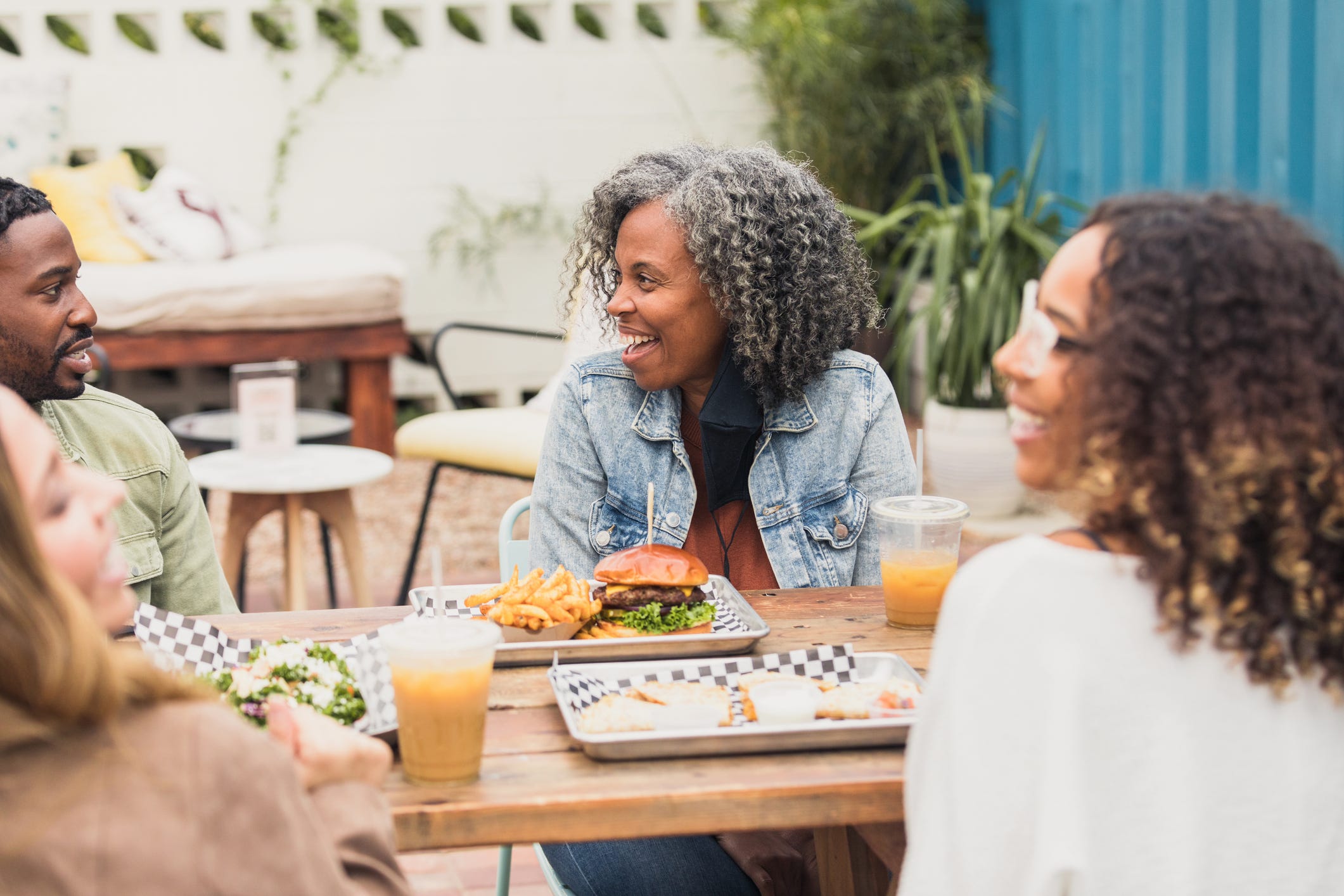 So You're Not a Planner? Mother's Day Restaurant Specials to the Rescue