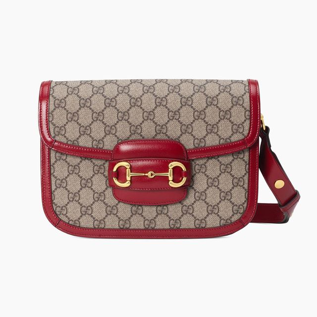 Bag, Red, Handbag, Fashion accessory, Beige, Material property, Messenger bag, Luggage and bags, Shoulder bag, Brand, 
