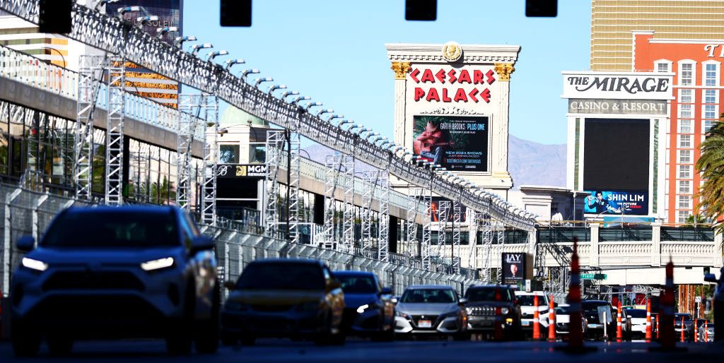 Las Vegas GP Hotel and Ticket Prices Are Plummeting