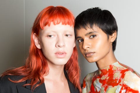 How To Cut Your Own Fringe - 7 Pro Hairstylist Tips And Tricks How To Cut Your Own Fringe - 7 Pro Hairstylist Tips And Tricks