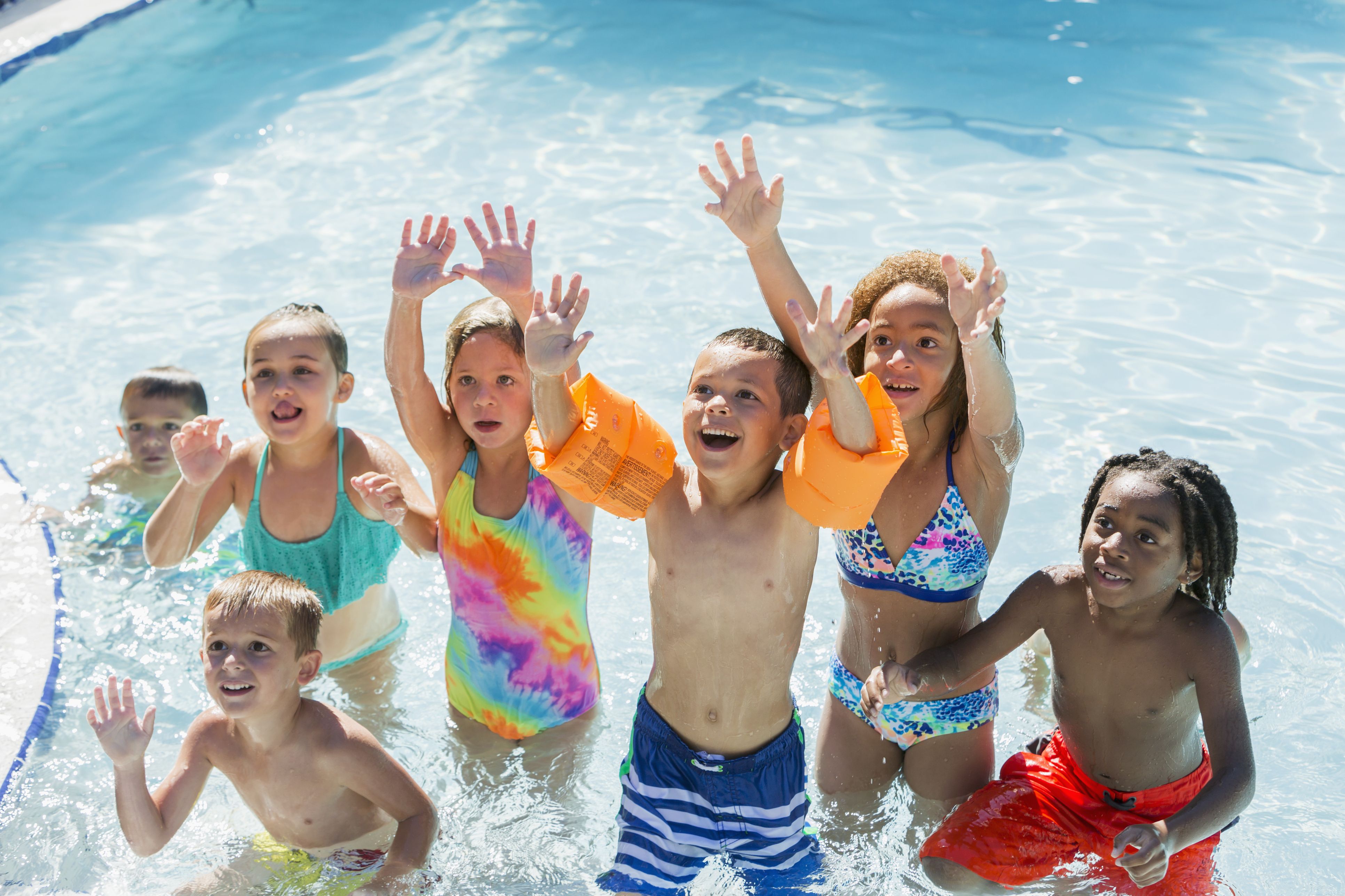 22 Fun Swimming Pool Games for Kids - Best Games to Play in the Pool