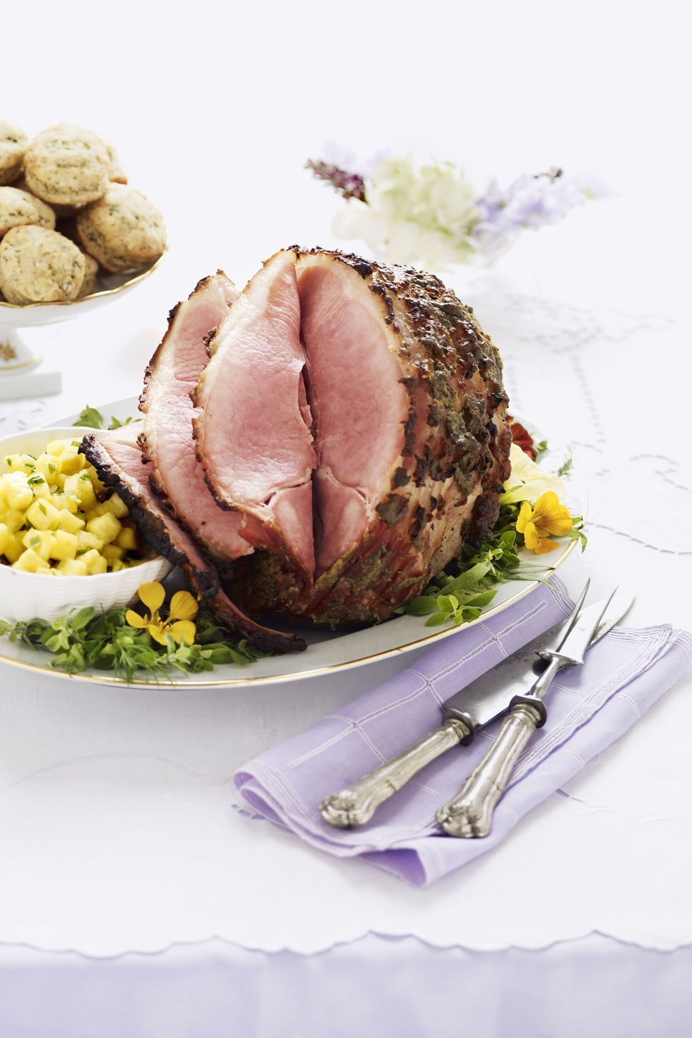 35 Best Christmas Ham Recipes 2020 How To Cook A Christmas Ham Dinner