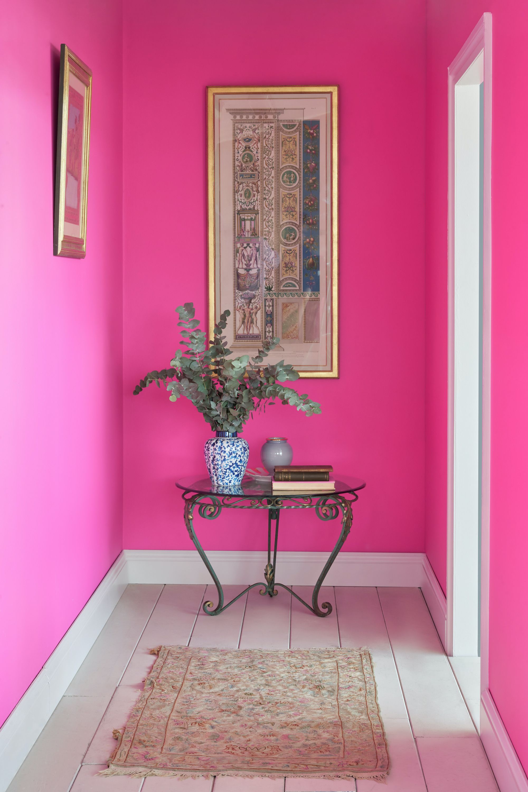 hot pink walls