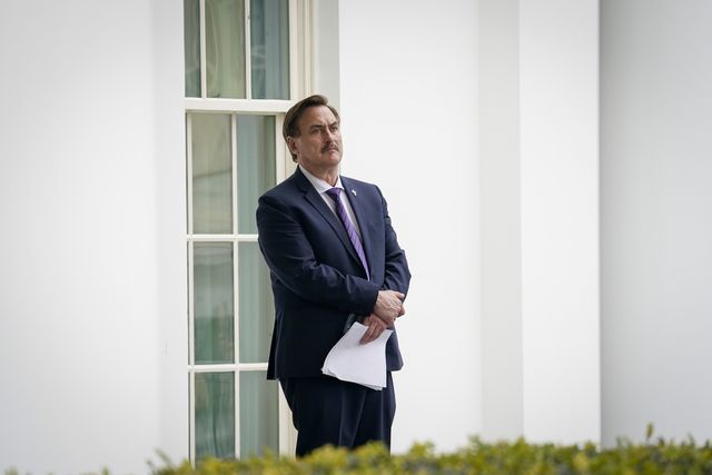 washington, dc   january 15 mypillow ceo mike lindell waits outside the west wing of the white house before entering on january 15, 2021 in washington, dc photo by drew angerergetty images