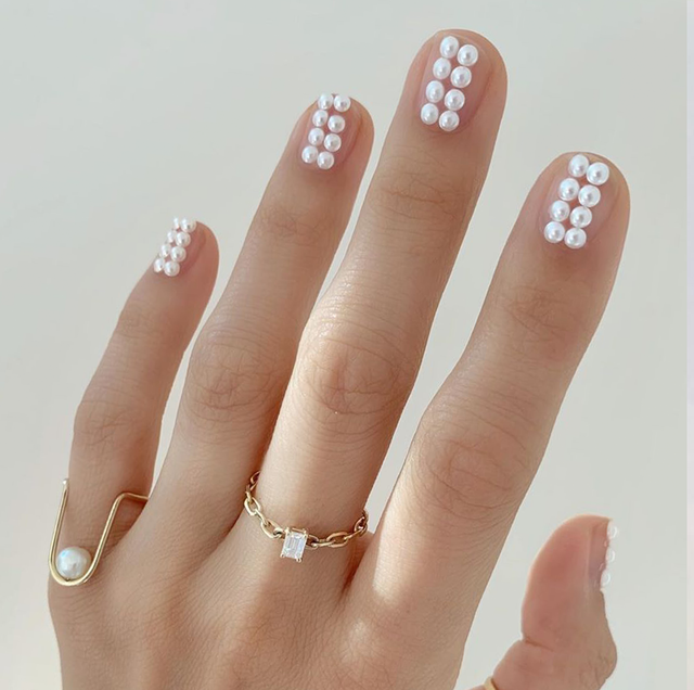 10 Winter Nail Trends for 2019 - Nail Art Ideas for Fall and Winter