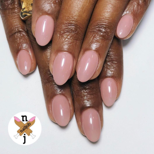 The Best Almond Nail Designs 15 Nails That Will Convince You To Try Almond Shape Nails