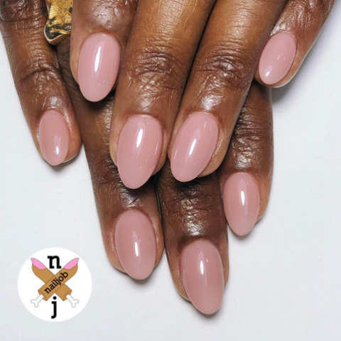 The Best Almond Nail Designs - 15 Nails That Will Convince You To Try Almond  Shape Nails