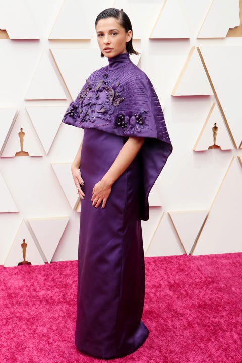 naomi scott 2022 oscars red carpet