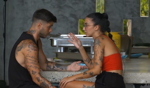 manu napoli y naomi en 'la isla de las tentaciones'