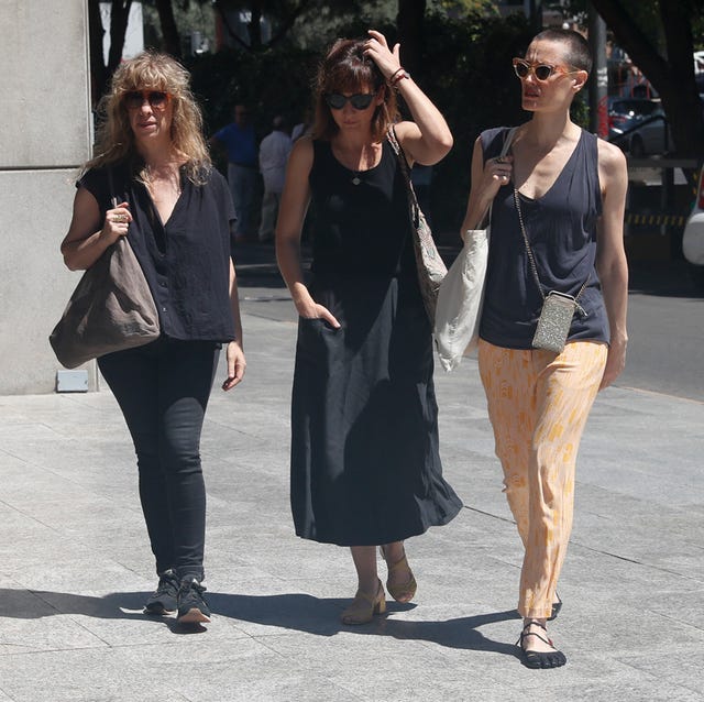 Funeral Eduardo Gómez Alberto Caballero, Cristina Castaño, Eduardo Gómez, LQSA, La que se avecina, Vanesa Romero, Eduardo Gómez reúne a familiares y amigos en su capilla ardiente, Eduardo Gómez reúne a familiares y amigos en su capilla ardiente, Familiares y amigos despiden a Eduardo Gómez, Familiares y amigos se despiden de Eduardo Gómez