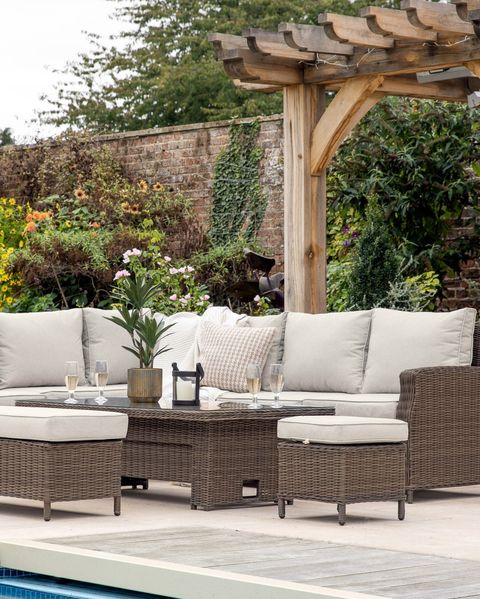 valencia outdoor sofa set