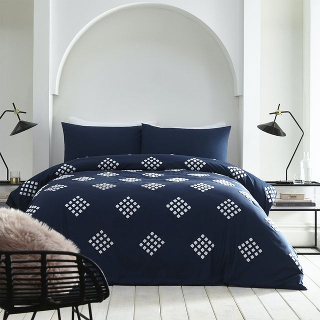 Navy Bedding Sets To Make Your Bedroom, Navy Blue Print Duvet Cover