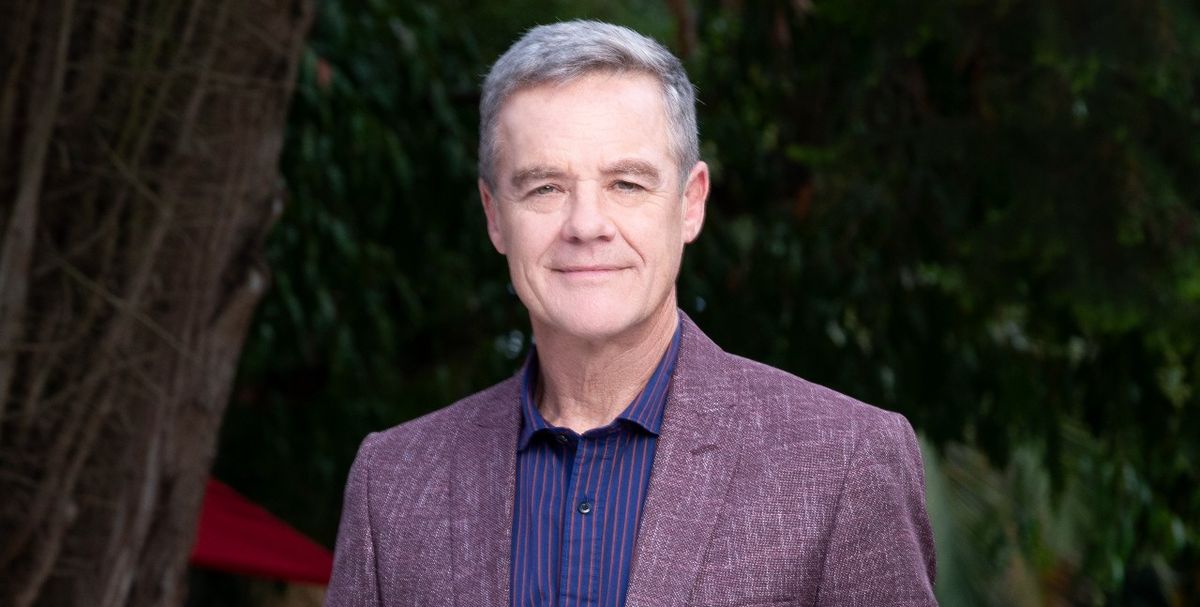 Neighbours favourites Stefan Dennis and Jackie Woodburne join row over Logies tribute