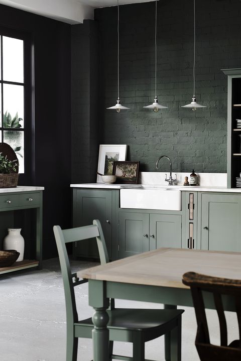 20 Dark Kitchen Ideas For Every Size - What Colour Paint Goes With Dark Wood Cabinets