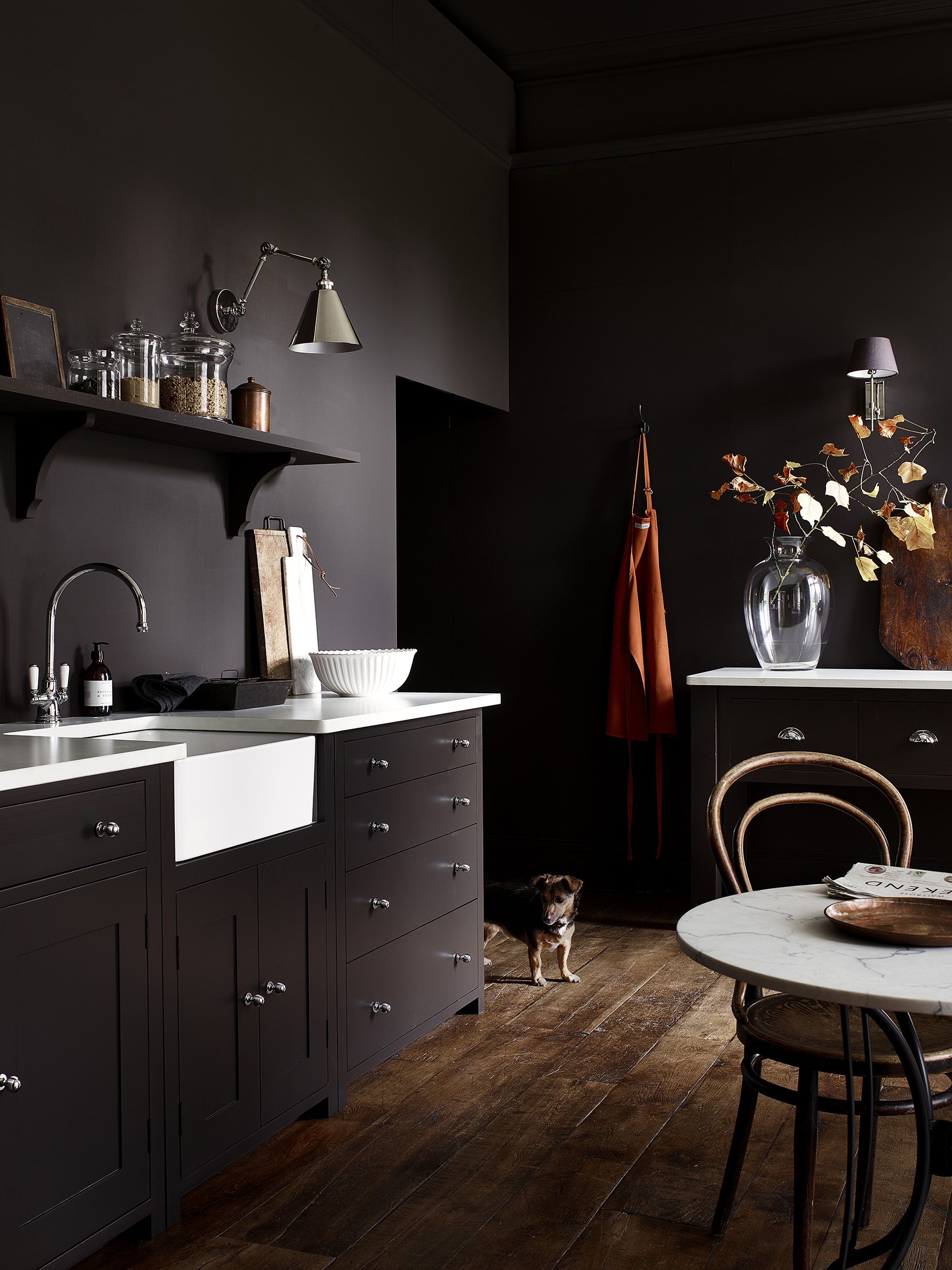 20 Dark Kitchen Ideas For Every Kitchen Size