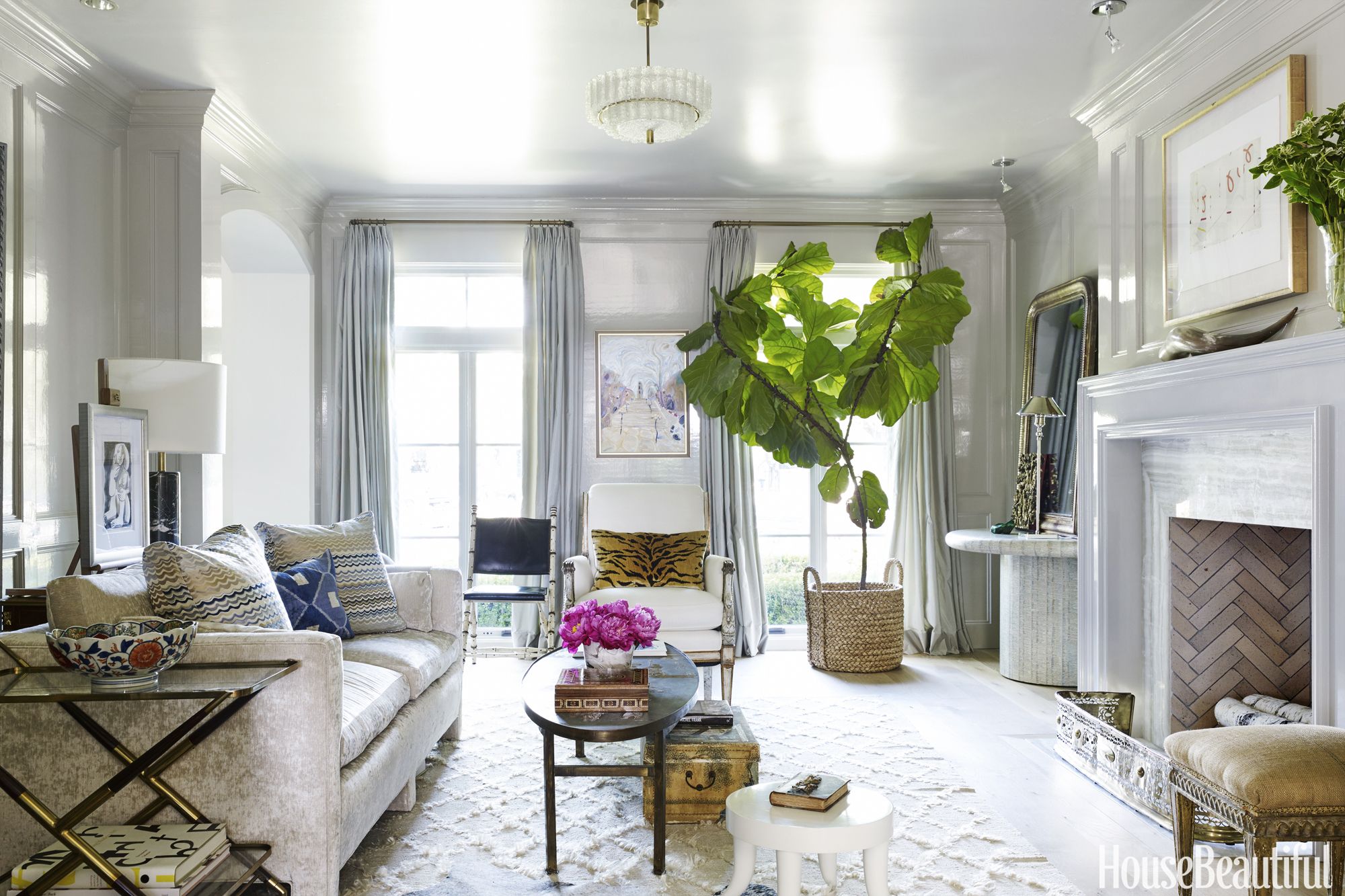 living room in white