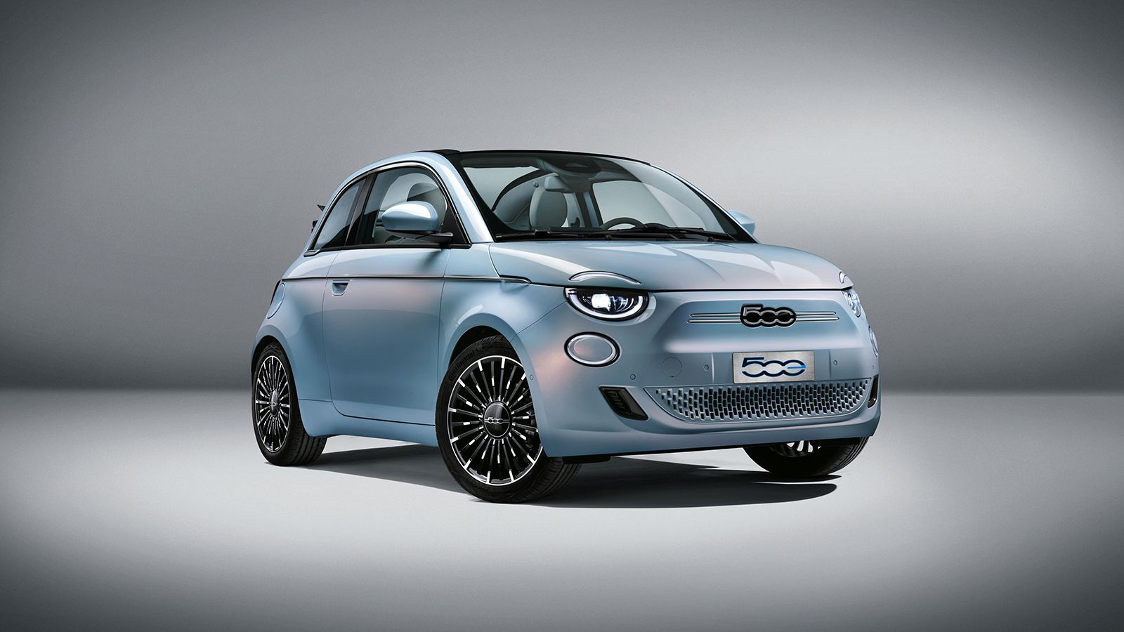 The Fiat 500 Is Back And It S All Electric This Time Around