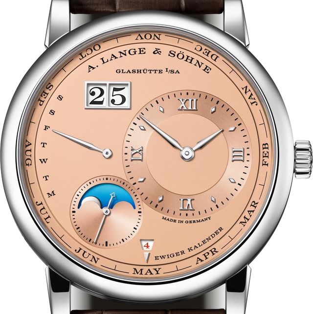 lange 1 perpetual calendar in white gold, presented on april 7th, 2021 equipped with the lange outsize date, a patented ring for the month display on the periphery of the dial and a moon phase display that simultaneously indicates whether it is day or night, the newly developed automatic watch concentrates entirely on its namesake complication