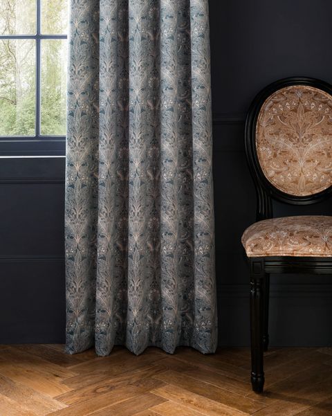 curtain in lacewing French blue