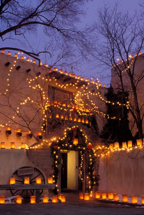 new mexico sante fe fenn gallery with farolito lights for christmas