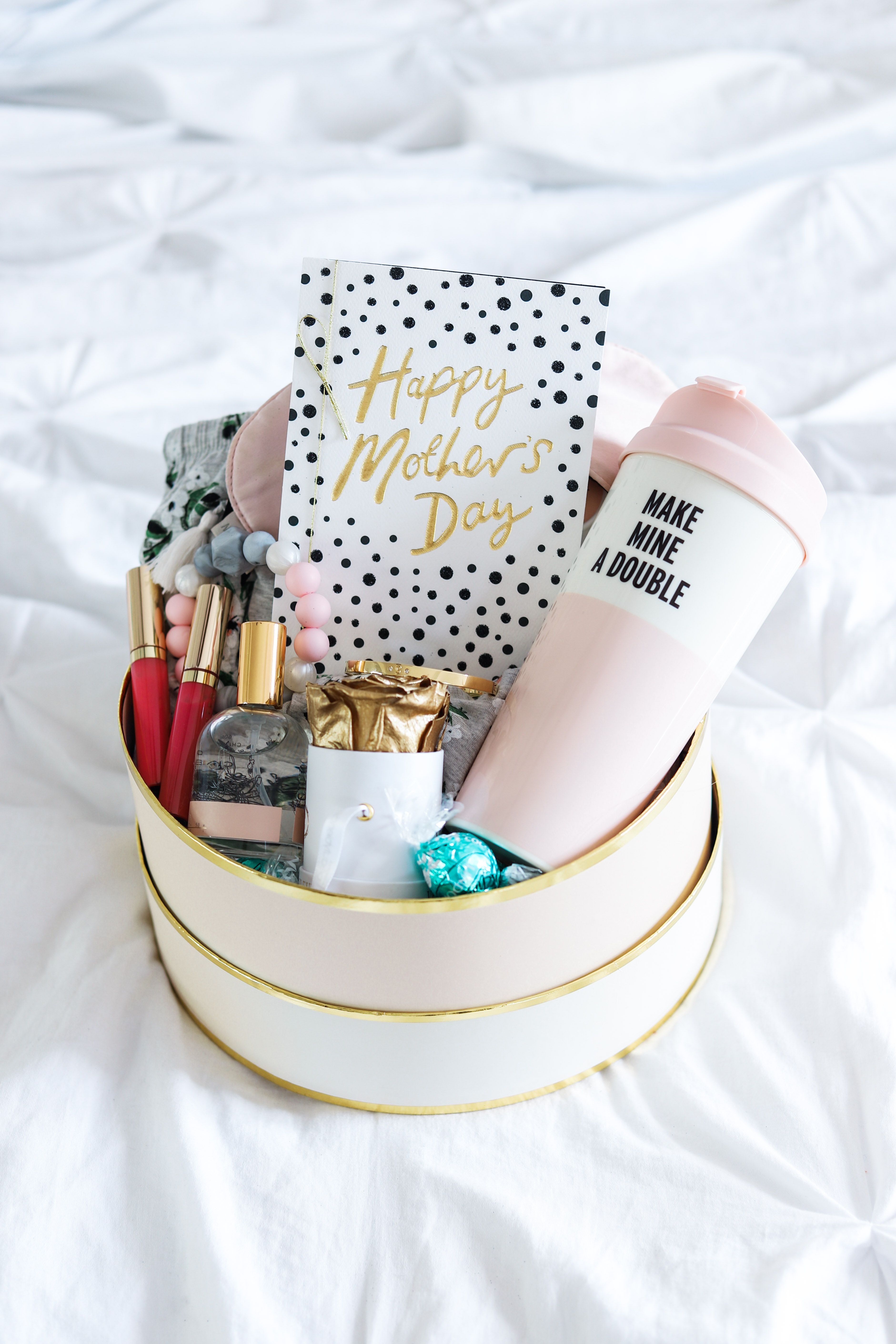 gifts to give your mom for mother's day