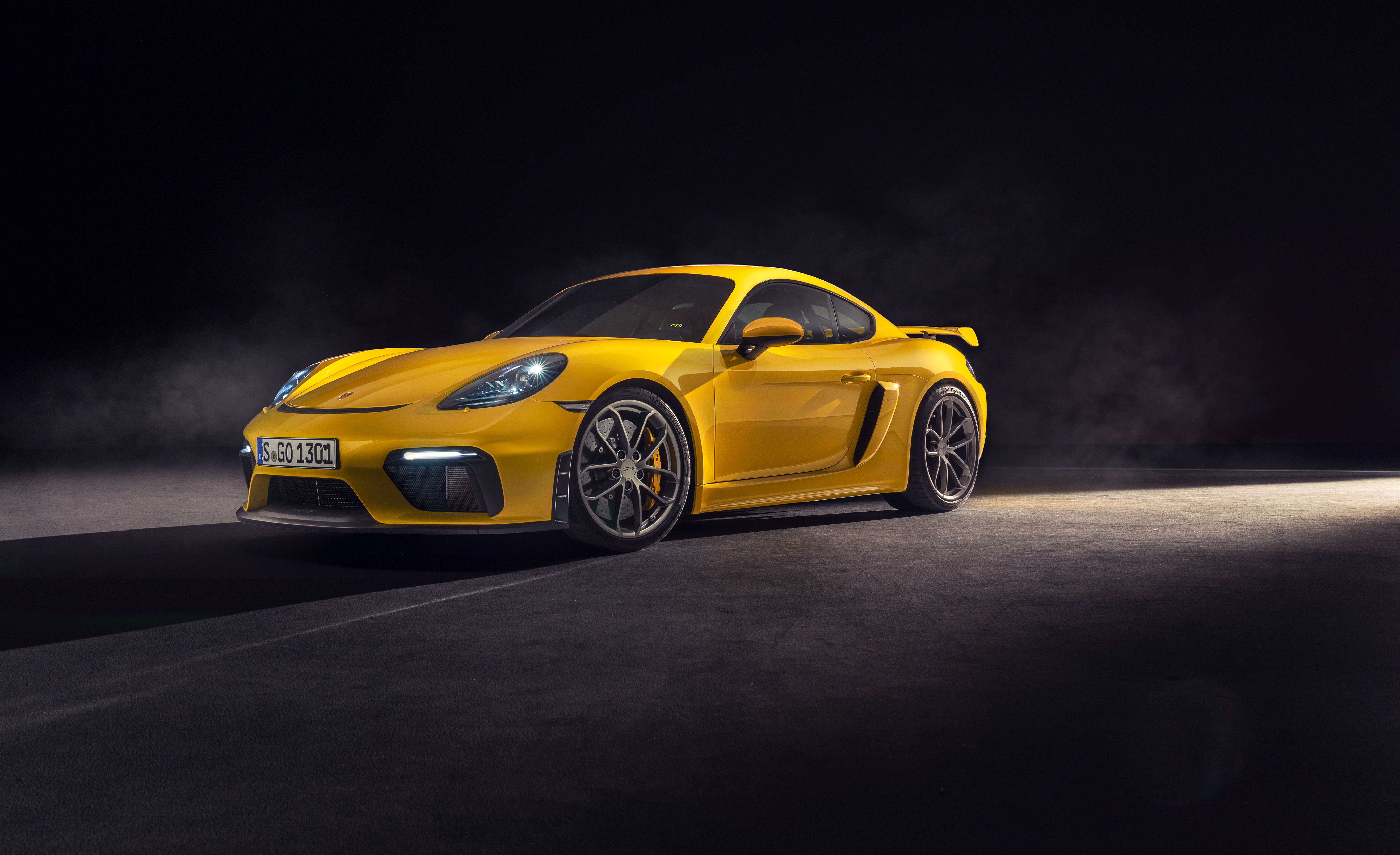 Porsche 718 Cayman Gt4 Six Cylinder Engine Is Back