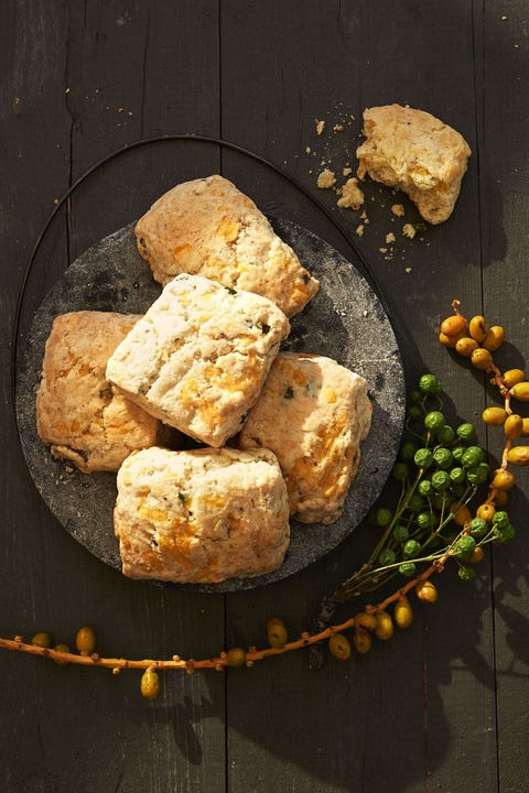 new years brunch ideas - apple cheddar biscuits