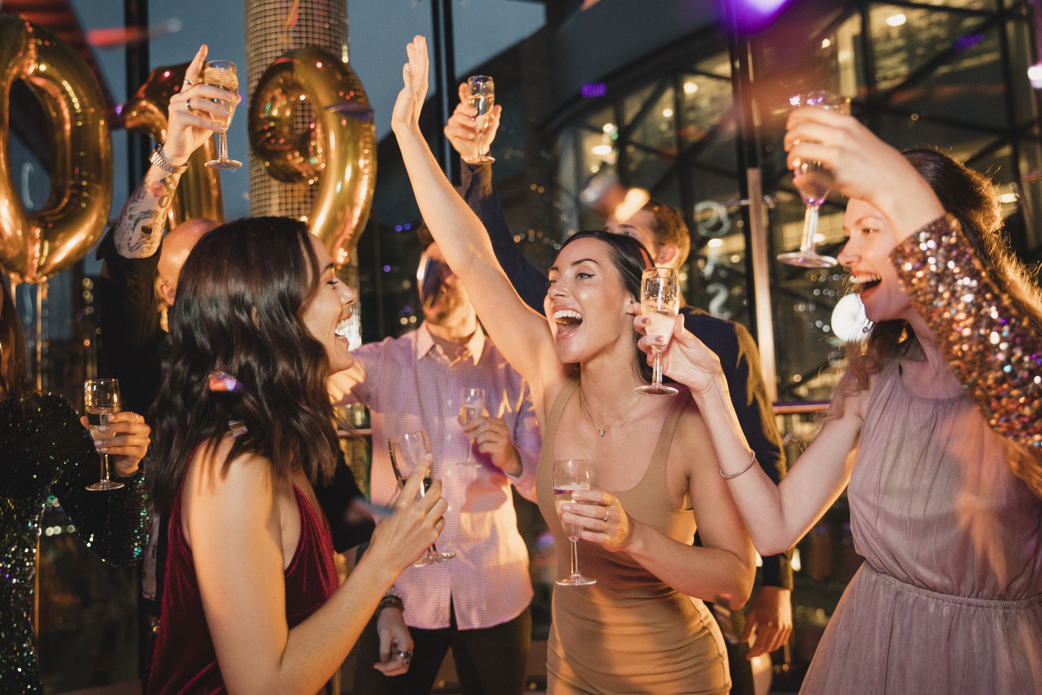 30 Best New Years Eve Songs Playlist For New Years Party